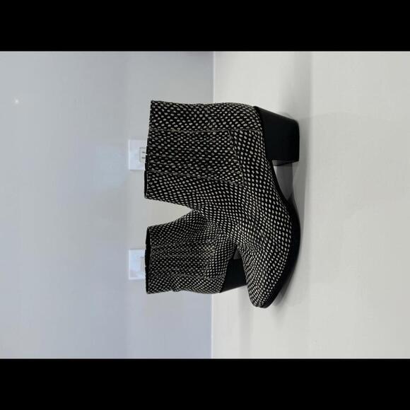 Rag & Bone Rover Black and White Chelsea Boot EU37/US 6.5 - Picture 6 of 12